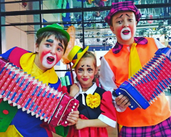 Единственная в России детская школа мим-клоунады готовится к выходу с карантина