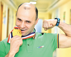 Свердловские гиревики вернулись с чемпионата мира с восемью медалями