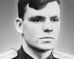 Старченков Иван Сергеевич, Герой Советского Союза
