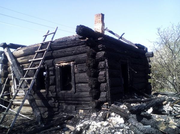 Пожар в деревне Никитиной
