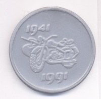 Пластмассовая памятная медаль "50 лет Ирбитскому мотоциклетному заводу" (реверс)