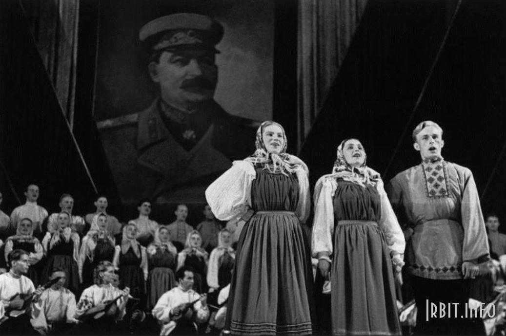 Слушать спектакли советские. Театр в послевоенные годы в СССР.