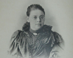 Серебренникова (Солонина) Евгения Павловна, врач