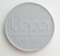 Медаль "50 лет Ирбитскому химико-фармацевтическому заводу" (реверс)