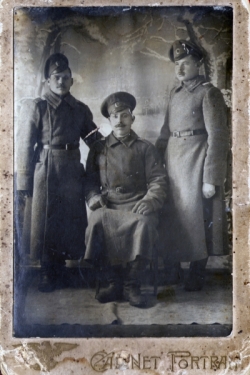 Давыдов Яков Ильич в центре, Ирбит, 1917-1918