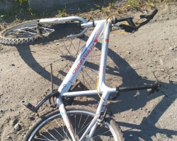 Велосипедист по собственной вине попал в больницу