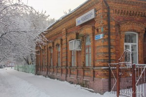 Дом купца Рудакова по адресу: г. Ирбит, ул. Советская, 31 построен в конце XIX века. Фото 18 декабря 2015 г. Фотограф Евгений Рулев.