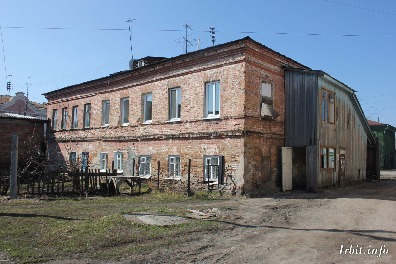 Дом купчихи Пахомовой находится по адресу: г. Ирбит, ул. Володарского, 12. 
Фото 2018 года. Фотограф Евгений Рулев.