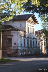 Дом купца Михайлова построен в конце XIX века. Фото 25 мая 2017 г. Фотограф Евгений Рулев.