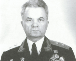 Устинов Иван Лаврентьевич, генерал-лейтенант  