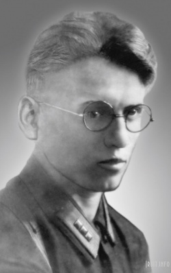 Азев Михаил Ефимович, Герой Советского Союза